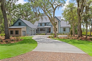 111 Stillwater Dr, St. Simons, GA 31522