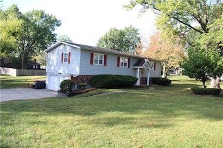 15323 Rickel Dr, Basehor, KS 66007