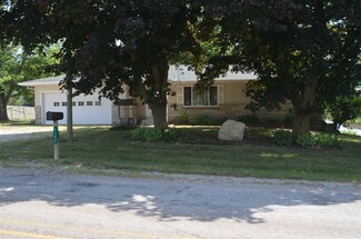 1792 County Road 60, Garrett, IN 46738