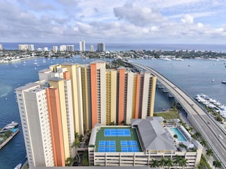 2640 Lake Shore Dr Unit 1411, Riviera Beach, FL 33404