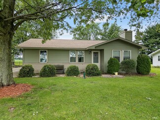 2902 N County Road 0 Eastwest, Frankfort, IN 46041