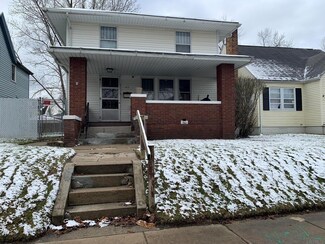 912 E Calvert St, South Bend, IN 46613