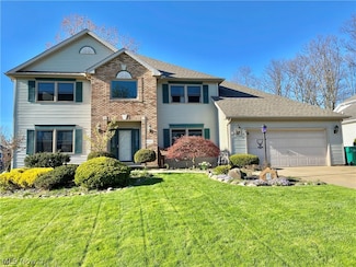 4165 Shelly Dr, Independence, OH 44131
