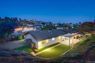 444 Victoria Place, Vista, CA 92084