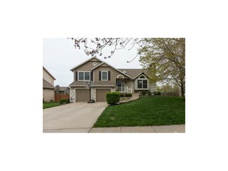6306 W 158th Place, Overland Park, KS 66223