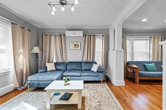 28 Chestnut St Unit 2, Lynn, MA 01902