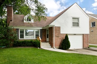 628 Exmoor Rd, Kenilworth, IL 60043