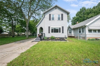 726 Spring Grove Ave, Toledo, OH 43605