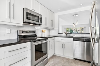 5021 Oak Hill Ln Unit 115, Delray Beach, FL 33484