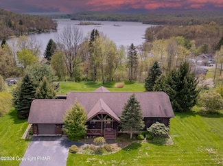 106 Windsor Dr, Lake Ariel, PA 18436