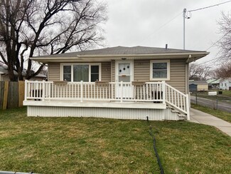 616 S 27th St, Council Bluffs, IA 51501