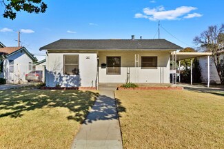 3827 E Heaton Ave, Fresno, CA 93702