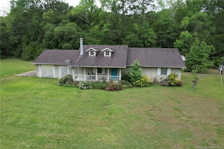 129 Larry Bertrand Rd, Elton, LA 70532