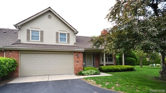 2 Cornell Ct, Dearborn, MI 48124