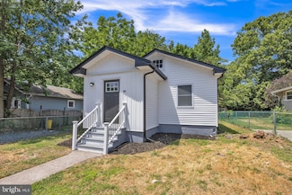 41 Wilson Rd, Clementon, NJ 08021
