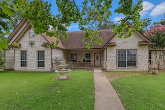 11692 Clark Ln, Conroe, TX 77385