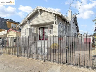 5540 E 17th St, Oakland, CA 94621