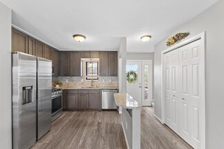 1239 Hillwind Rd NE Unit 3, Minneapolis, MN 55432