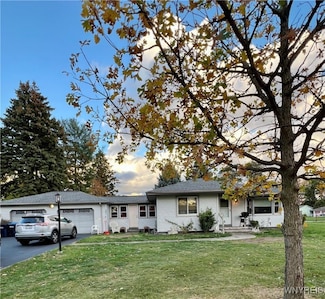 260 Arlidge Dr, Rochester, NY 14616