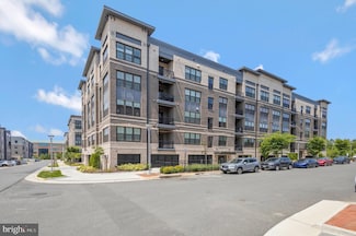 2324 Wind Charm St Unit 102, Herndon, VA 20171