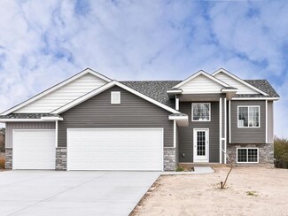30652 Revere Ave, Shafer, MN 55074