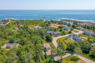 2 Balsam Rd, Cape Elizabeth, ME 04107