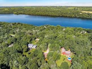 N6464 1323rd St, Prescott, WI 54021