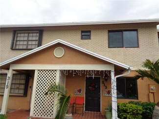313 NW 106th Terrace Unit 4, Pembroke Pines, FL 33026
