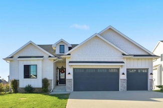 1404 S 10th St, Adel, IA 50003