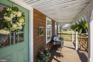 3 Whiting Ave, Boyce, VA 22620