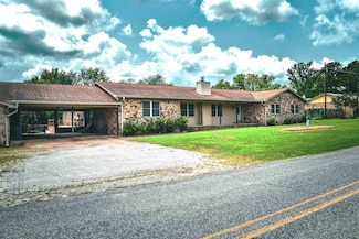 1112 Maple Dr, Mountain View, AR 72560