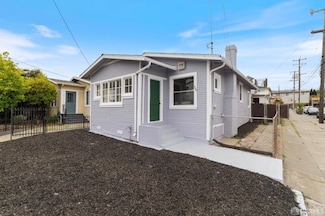 3644 Redding St, Oakland, CA 94619