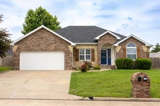 1585 S Mission Ave, Bolivar, MO 65613