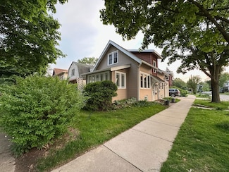 602 Division St, Madison, WI 53704