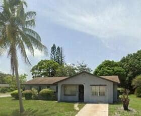 2701 Essex Dr, Fort Pierce, FL 34946