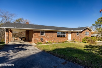 323 W Ridgecrest Dr, Kingston, TN 37763