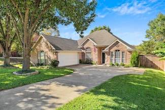 4521 Park Meadow Ct, Garland, TX 75043