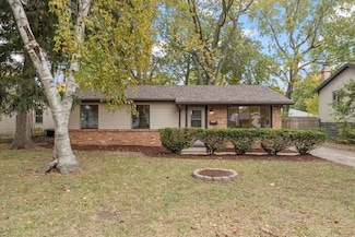 2106 Rainbow View, Urbana, IL 61802