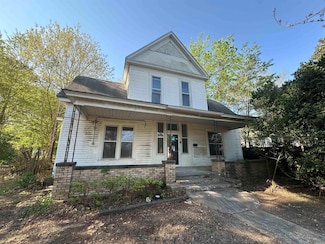 325 Pine Bluff St, Malvern, AR 72104