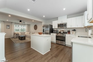 22 Limestone Blvd, Washington, NJ 07882