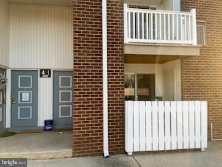 4 I7 Arbor Green, Edgewater Park, NJ 08010