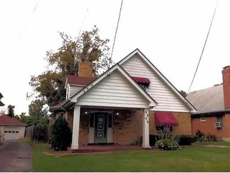 6839 Sampson Ln, Cincinnati, OH 45236