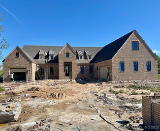 207 W 172nd St S, Mounds, OK 74047