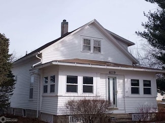 419 N Sycamore St, Creston, IA 50801