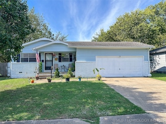 308 N Beaumont St, Owasso, OK 74055