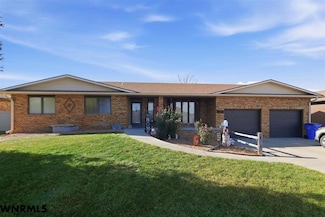 2418 6th Ave, Scottsbluff, NE 69361