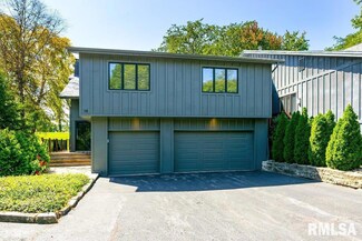 6401 Utica Ridge Rd Unit 14, Davenport, IA 52807