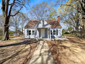 420 Coggins Ave, Albemarle, NC 28001