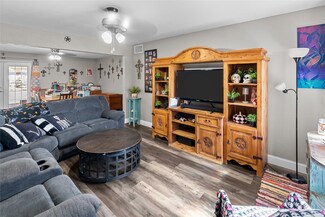1108 Center St, Cleburne, TX 76033