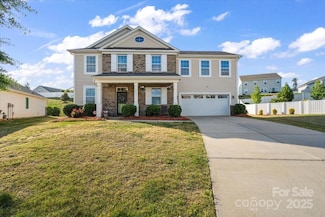9533 Silverdale Ln, Charlotte, NC 28269